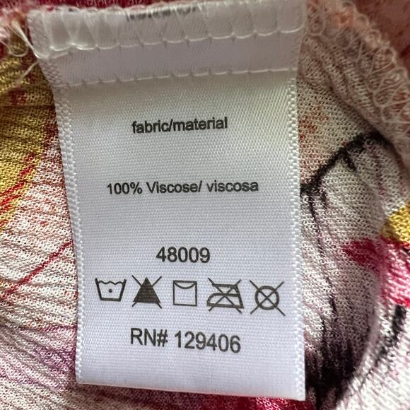 Floral Maxi Dress in Red and Pink - Picture 9 of 14